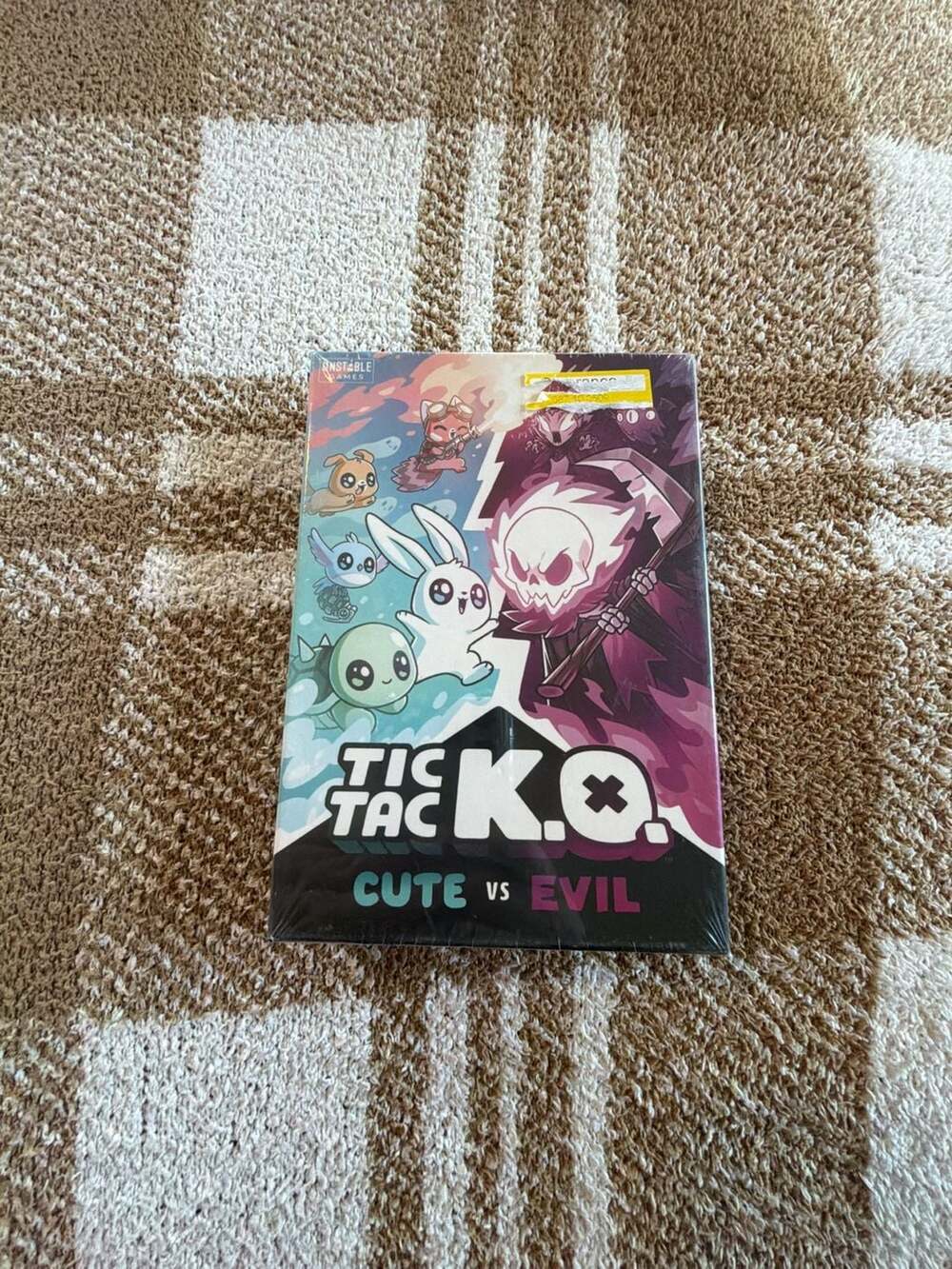 Tic Tac K.O. Cute vs Evil Card Game